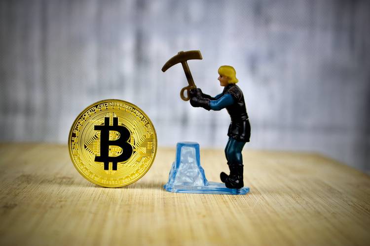 High-performance cryptocurrency miner