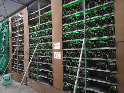 Illustration of a mining farm setup
